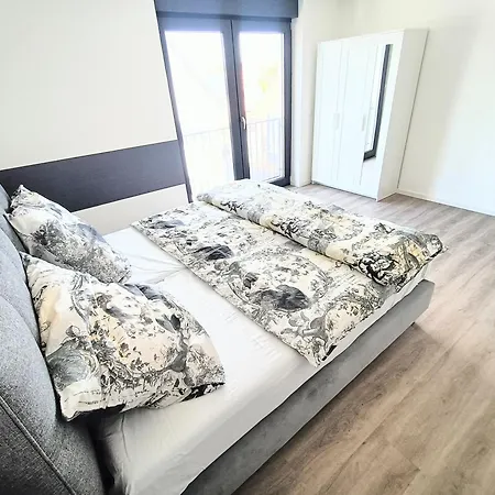 26k, Luxus *